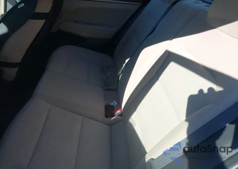 2017 Hyundai Elantra Se z USA, uszkodzony, nr VIN 5NPD84LF3HH129690